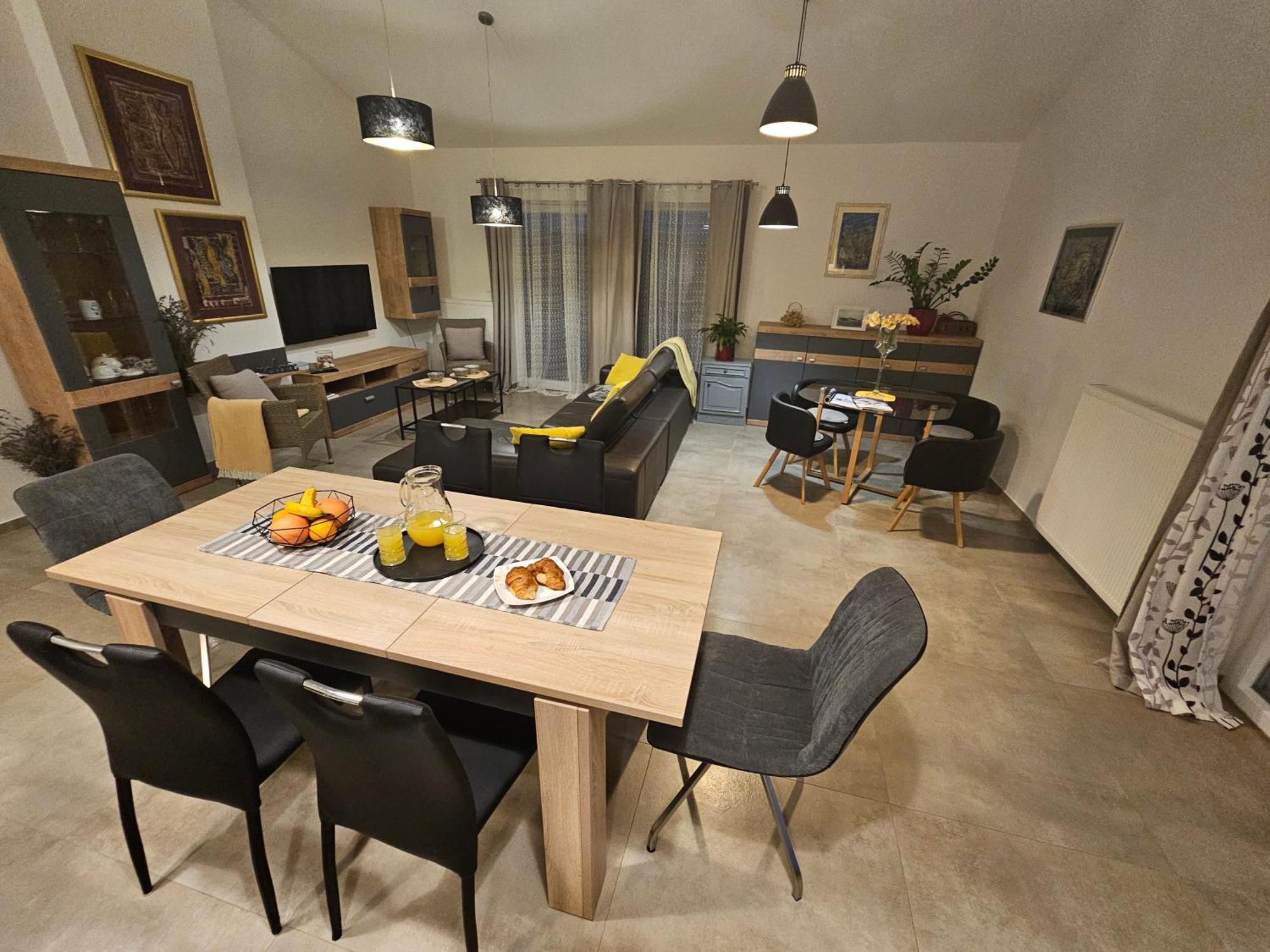 Aurora Apartment ลิทซ์ยัน ภายนอก รูปภาพ