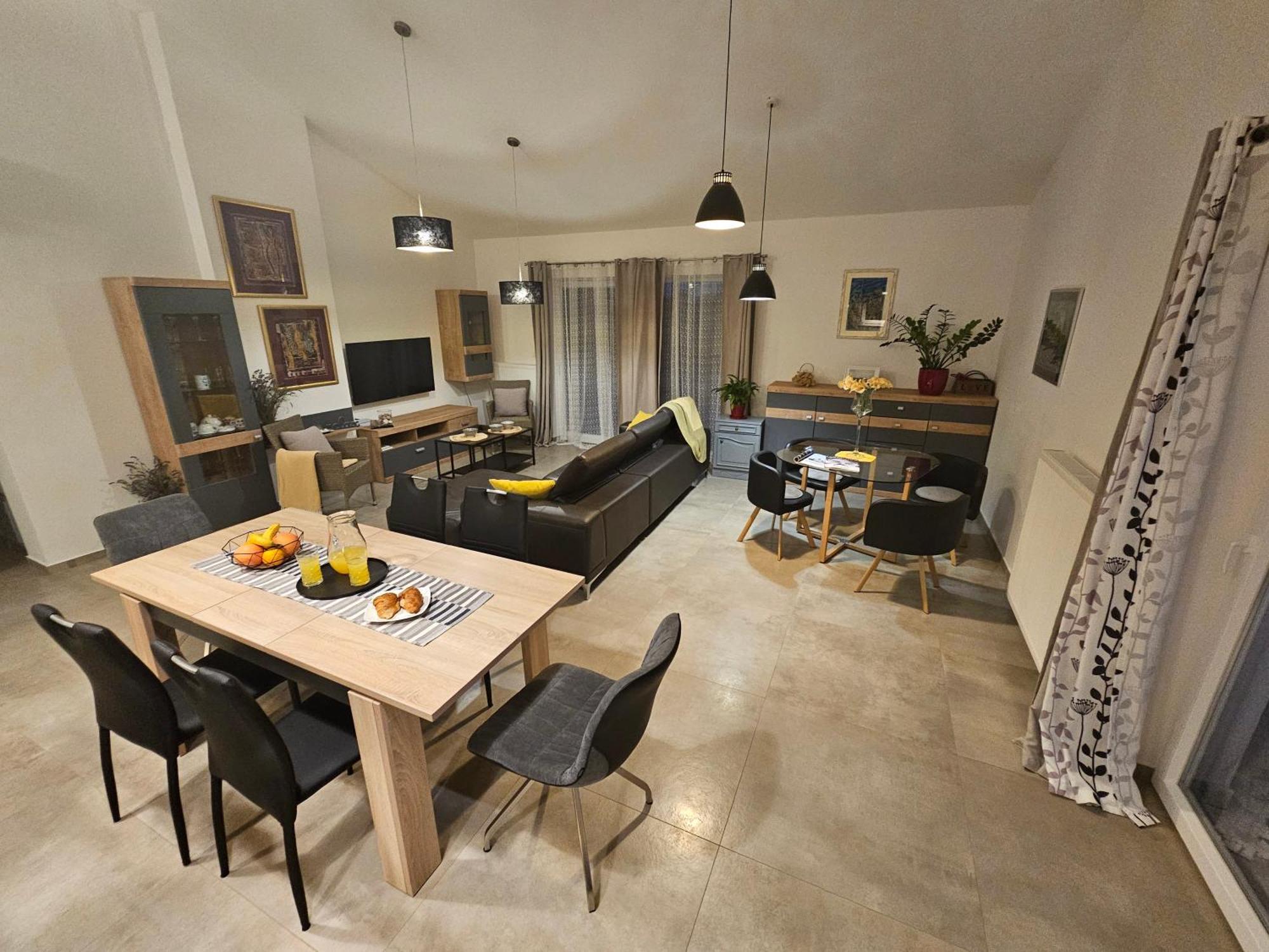 Aurora Apartment ลิทซ์ยัน ภายนอก รูปภาพ