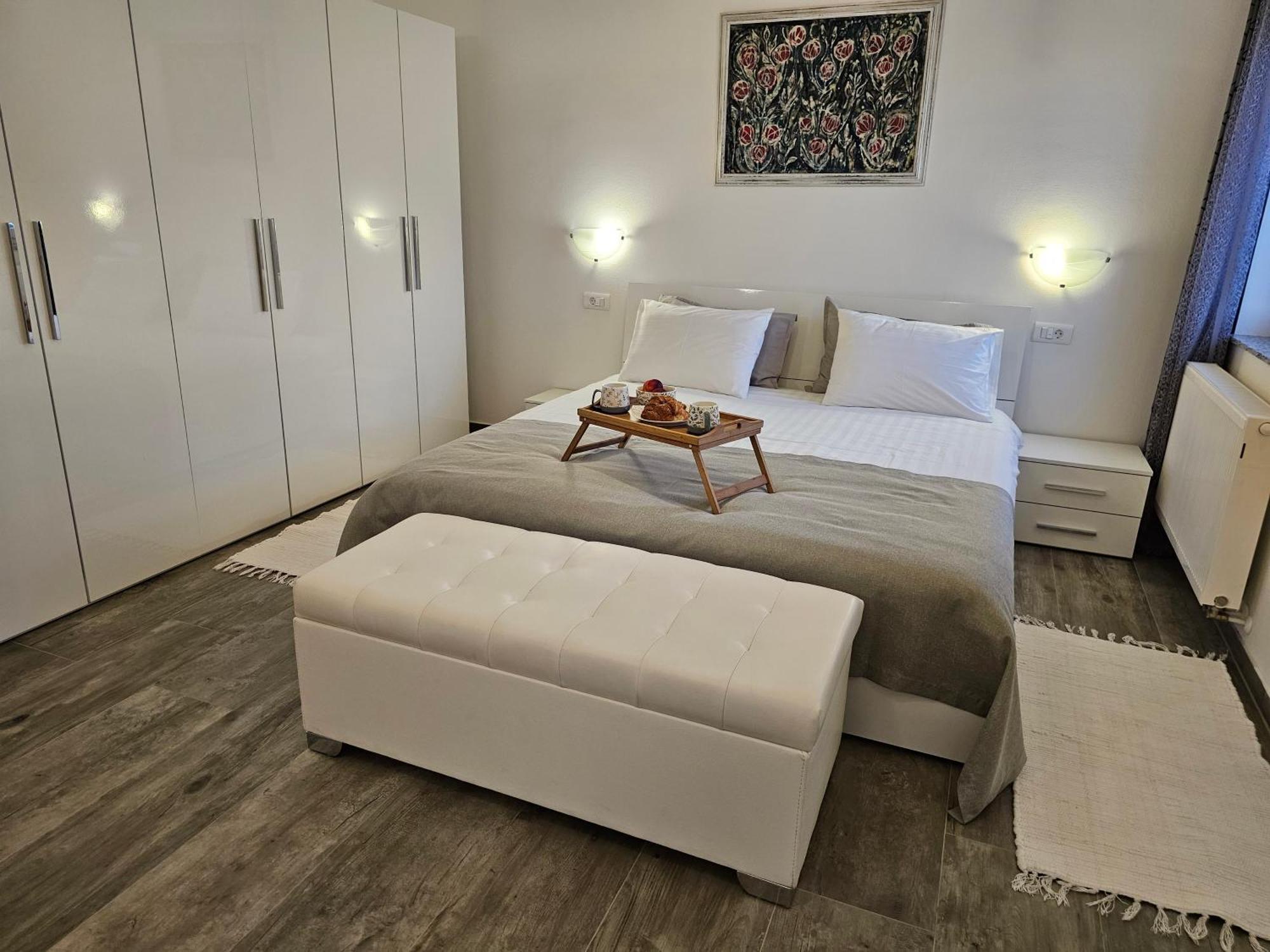 Aurora Apartment ลิทซ์ยัน ภายนอก รูปภาพ